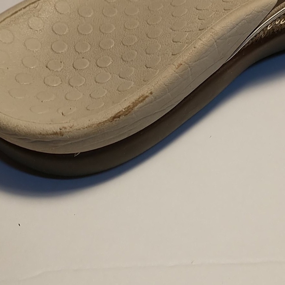 Vionic Tide Sequined Toe Post Flip Flops - Picture 10 of 11